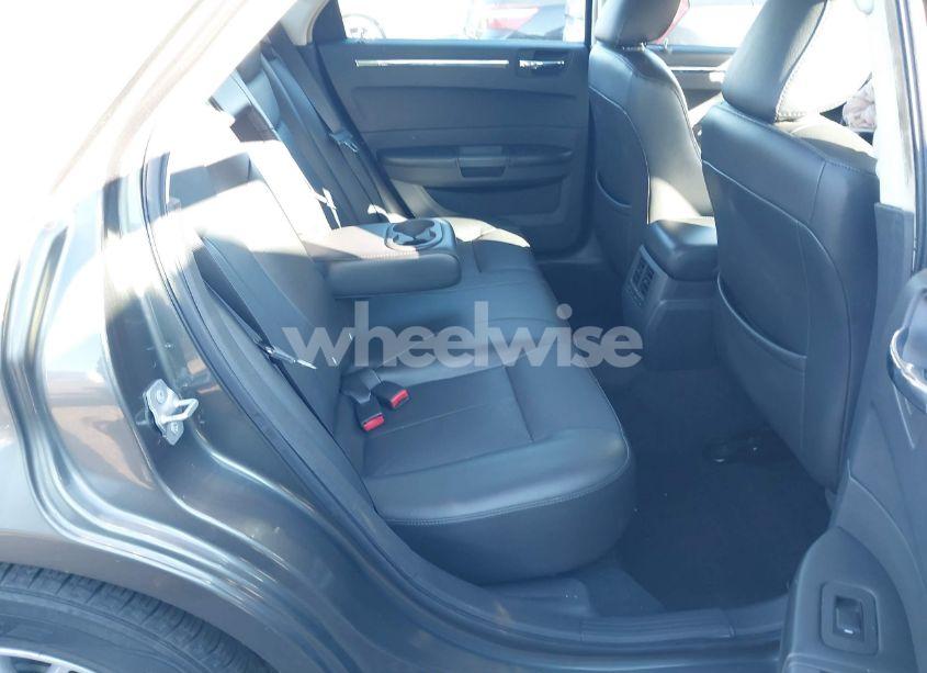 Photo 8 of 2008 Chrysler 300 TOURING (VIN 2C3KA53G98H255219)