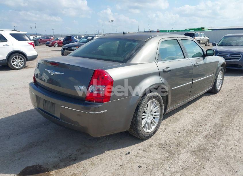 Photo 4 of 2008 Chrysler 300 TOURING (VIN 2C3KA53G98H307805)