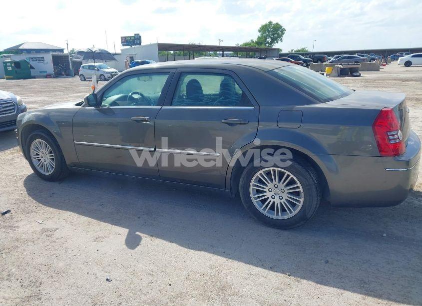 Photo 6 of 2008 Chrysler 300 TOURING (VIN 2C3KA53G98H307805)