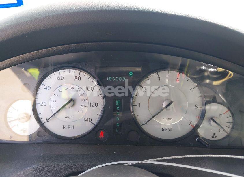 Photo 7 of 2008 Chrysler 300 TOURING (VIN 2C3KA53G98H307805)