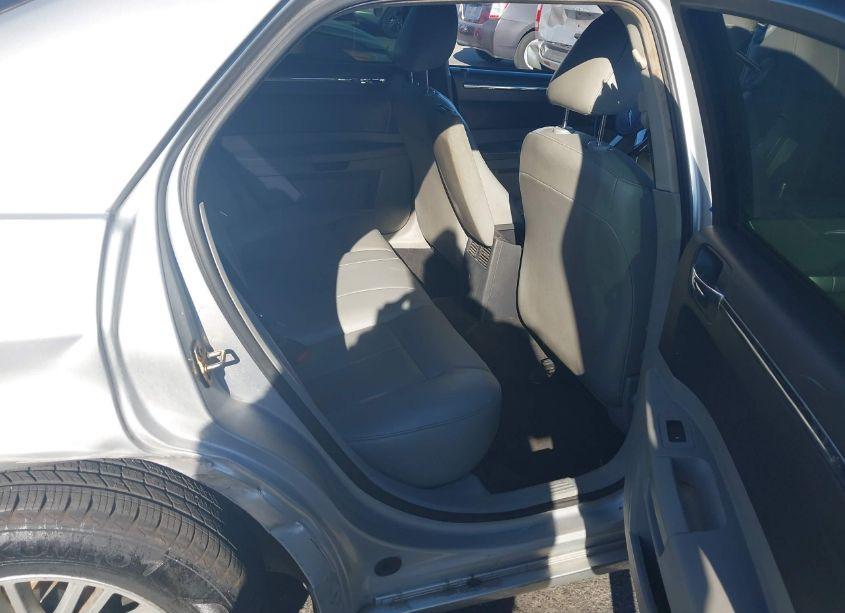 Photo 8 of 2006 Chrysler 300 TOURING (VIN 2C3KA53GX6H515804)