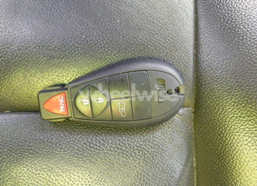 Photo 11 of 2008 Chrysler 300 TOURING (VIN 2C3KA53GX8H129550)