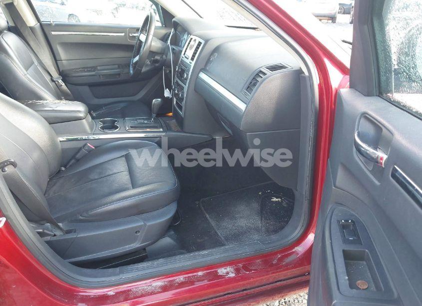 Photo 5 of 2008 Chrysler 300 TOURING (VIN 2C3KA53GX8H129550)