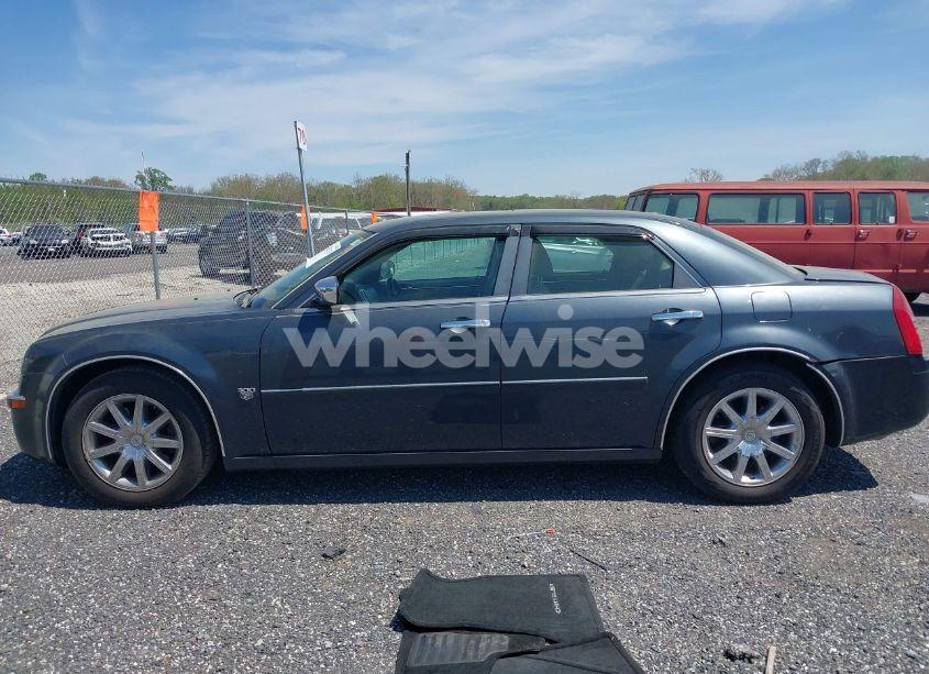 Photo 14 of 2007 Chrysler 300c N/A (VIN 2C3KA63H07H852708)