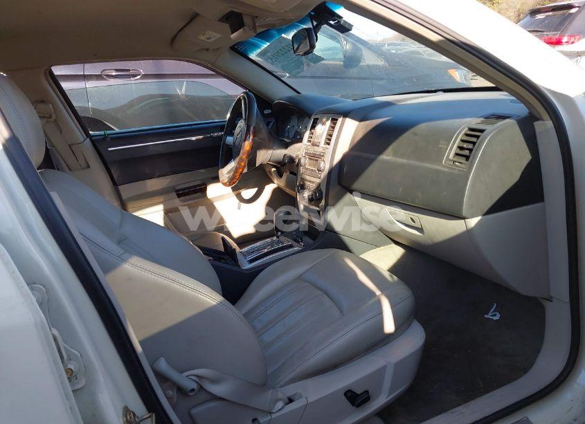 Photo 5 of 2006 Chrysler 300c N/A (VIN 2C3KA63H16H232299)