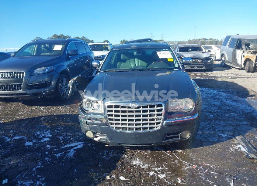 Photo 12 of 2007 Chrysler 300c N/A (VIN 2C3KA63H17H684514)