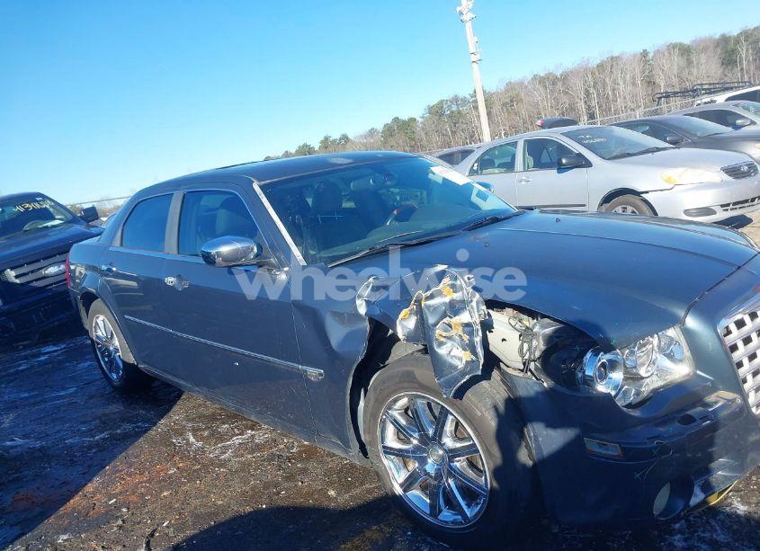 Photo 13 of 2007 Chrysler 300c N/A (VIN 2C3KA63H17H684514)
