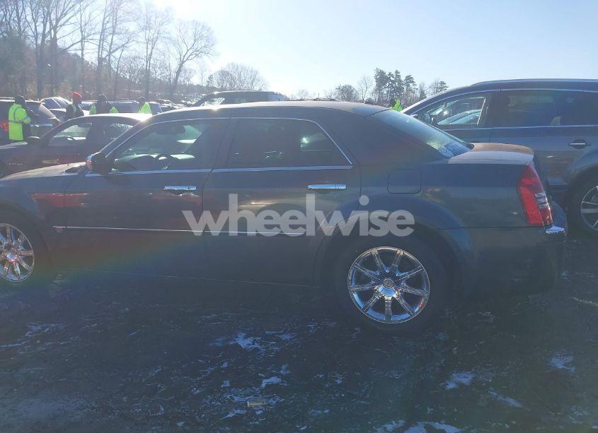 Photo 14 of 2007 Chrysler 300c N/A (VIN 2C3KA63H17H684514)