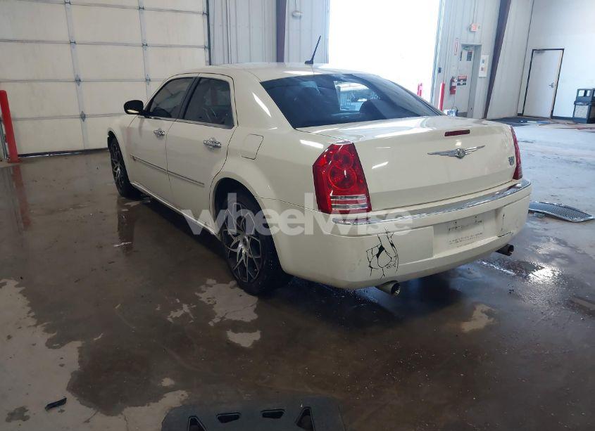 Photo 3 of 2008 Chrysler 300c HEMI (VIN 2C3KA63H28H158037)