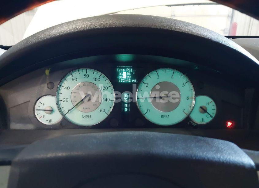 Photo 7 of 2008 Chrysler 300c HEMI (VIN 2C3KA63H28H158037)