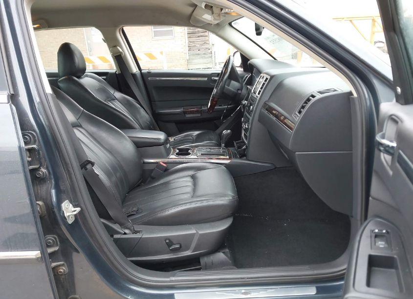 Photo 5 of 2008 Chrysler 300c HEMI (VIN 2C3KA63H28H210122)