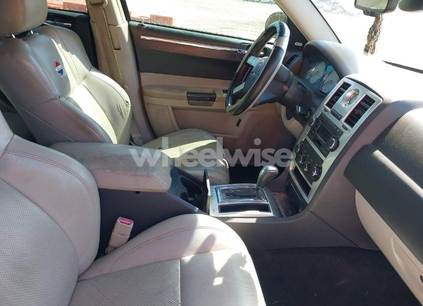 Photo 5 of 2006 Chrysler 300c N/A (VIN 2C3KA63H46H418189)