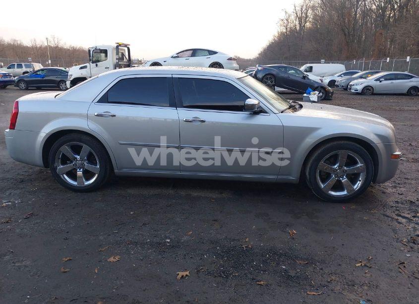 Photo 13 of 2008 Chrysler 300c HEMI (VIN 2C3KA63H68H335642)