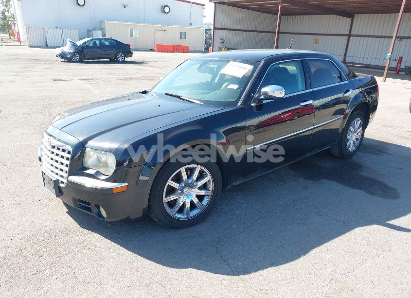 Photo 2 of 2008 Chrysler 300c HEMI (VIN 2C3KA63H78H132890)