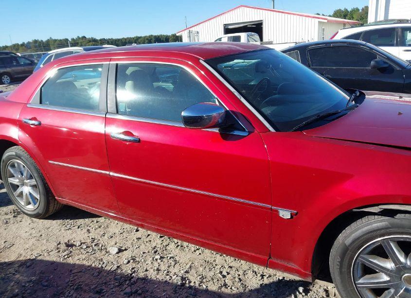 Photo 13 of 2007 Chrysler 300c N/A (VIN 2C3KA63H87H684459)