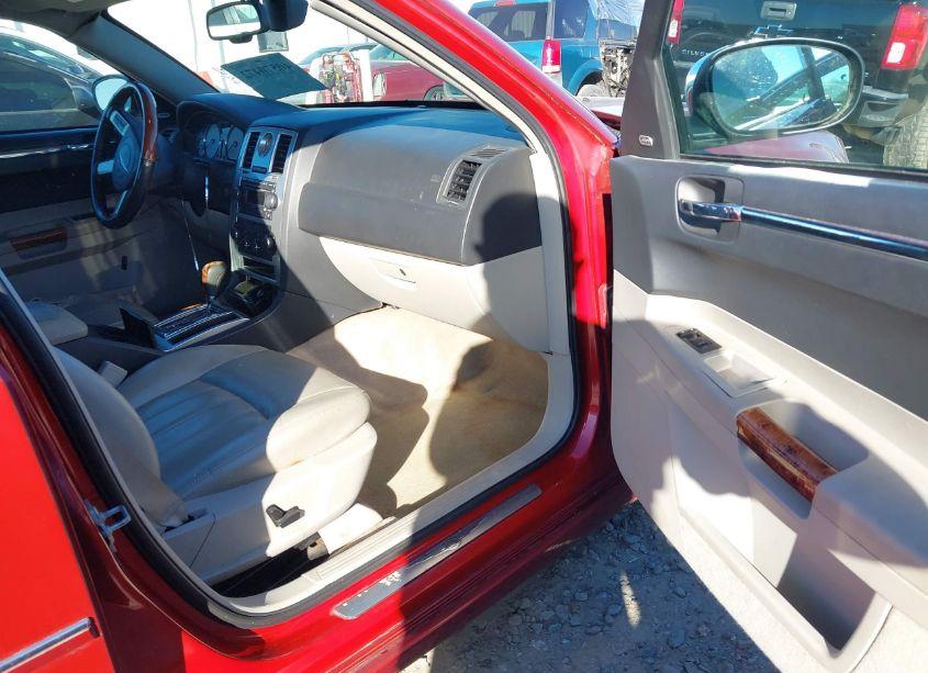 Photo 5 of 2007 Chrysler 300c N/A (VIN 2C3KA63H87H684459)