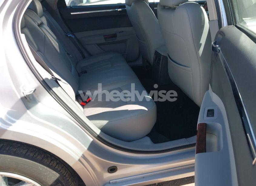 Photo 8 of 2007 Chrysler 300c N/A (VIN 2C3KA63H87H873497)