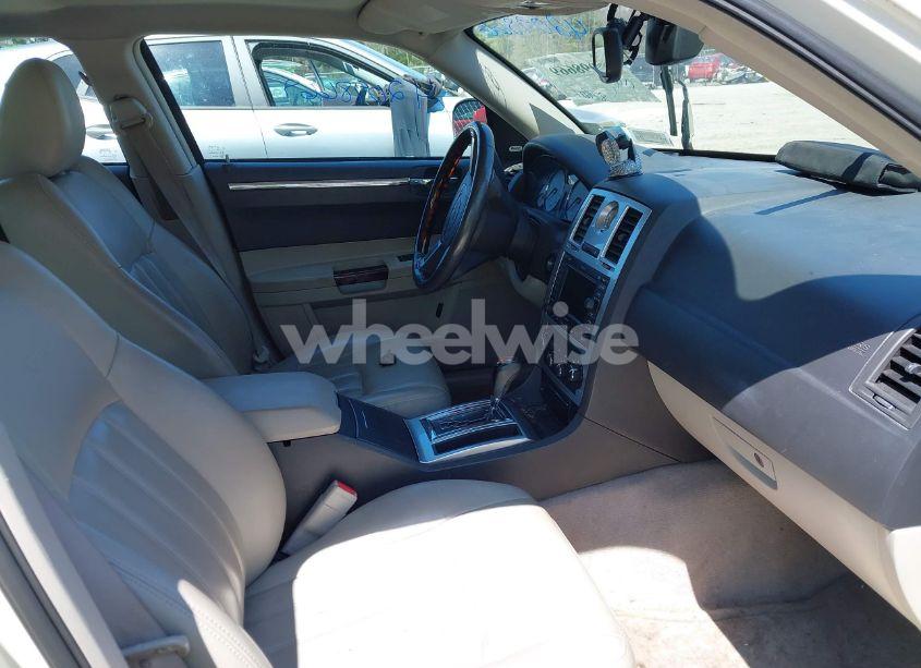 Photo 5 of 2007 Chrysler 300c N/A (VIN 2C3KA63H87H897640)