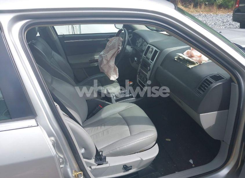 Photo 5 of 2006 Chrysler 300c N/A (VIN 2C3KA63H96H223740)