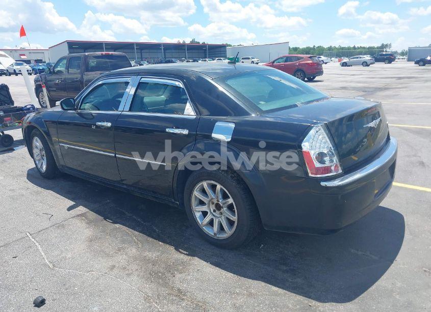 Photo 3 of 2008 Chrysler 300c HEMI (VIN 2C3KA63HX8H331805)