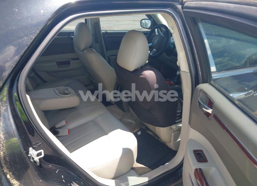 Photo 8 of 2008 Chrysler 300c HEMI (VIN 2C3KA63HX8H331805)