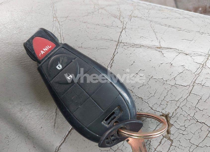 Photo 11 of 2008 Chrysler 300c HEMI (VIN 2C3KA63HX8H335689)