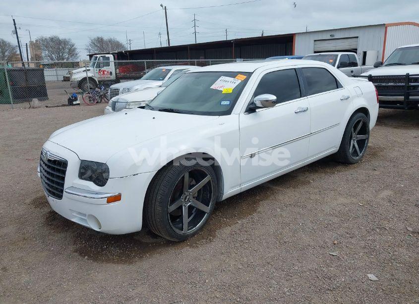 Photo 2 of 2008 Chrysler 300c HEMI (VIN 2C3KA63HX8H335689)