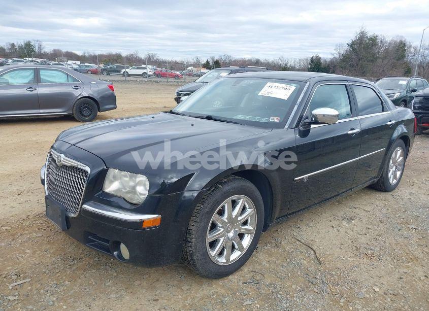 Photo 2 of 2009 Chrysler 300c HEMI (VIN 2C3KA63T09H591975)