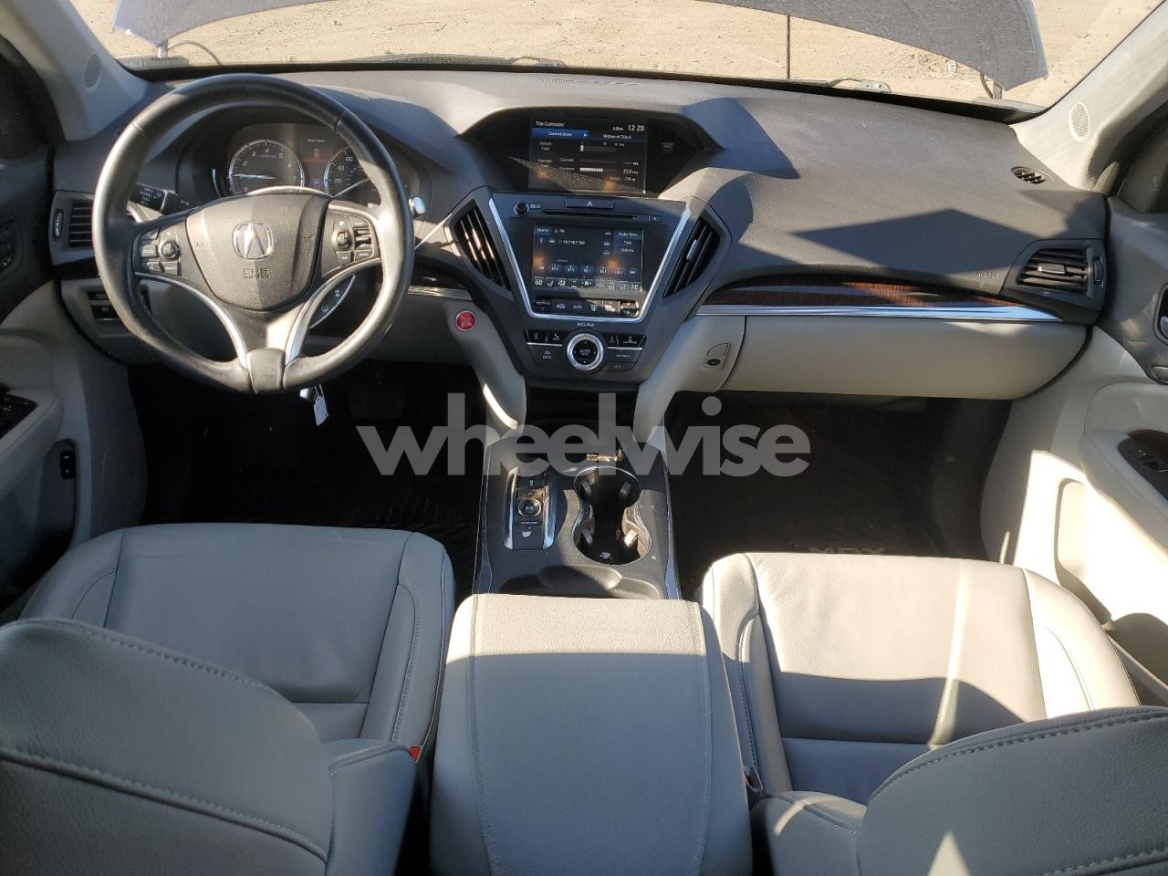 Photo 8 of 2018 ACURA MDX TECHNOLOGY N/A (VIN 2C3KA63T69H632299)
