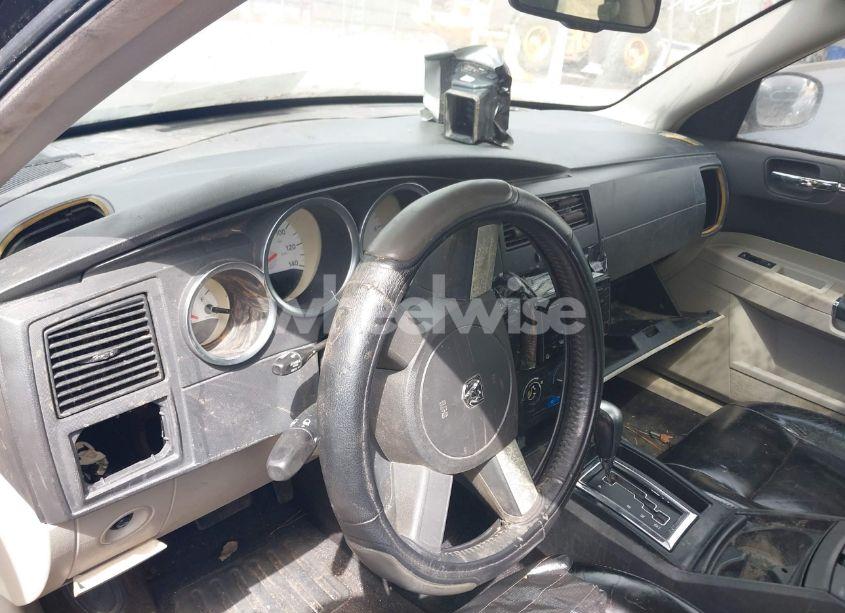 Photo 18 of 2006 Chrysler 300c SRT8 (VIN 2C3KA73W16H399430)