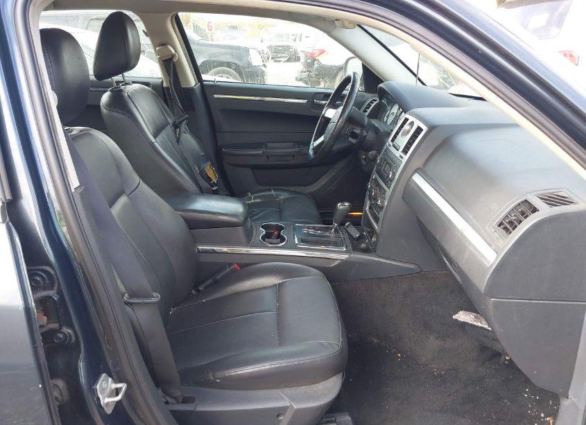 Photo 5 of 2008 Chrysler 300 TOURING (VIN 2C3KK53G38H233519)