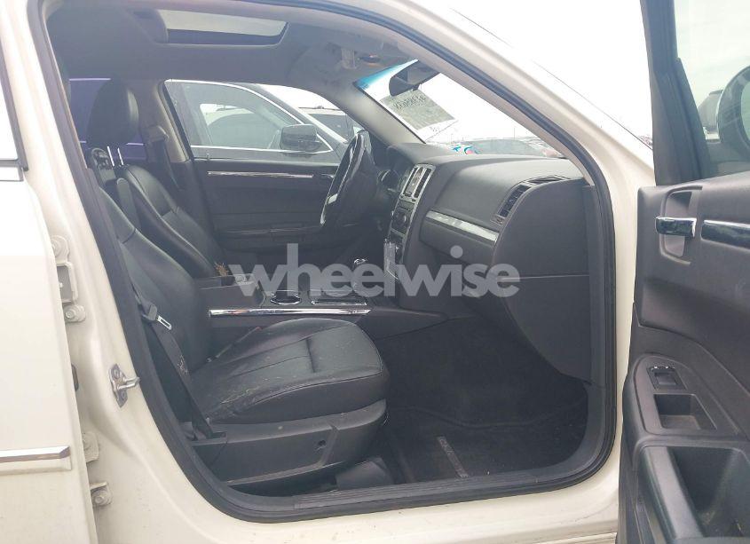 Photo 5 of 2008 Chrysler 300 TOURING (VIN 2C3KK53GX8H128895)