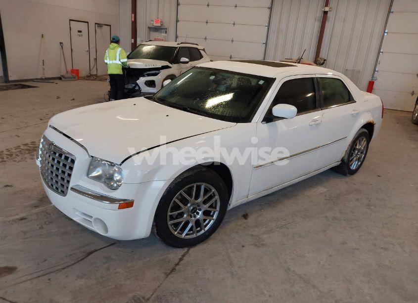 Photo 2 of 2008 Chrysler 300 LIMITED (VIN 2C3LA33G28H109964)