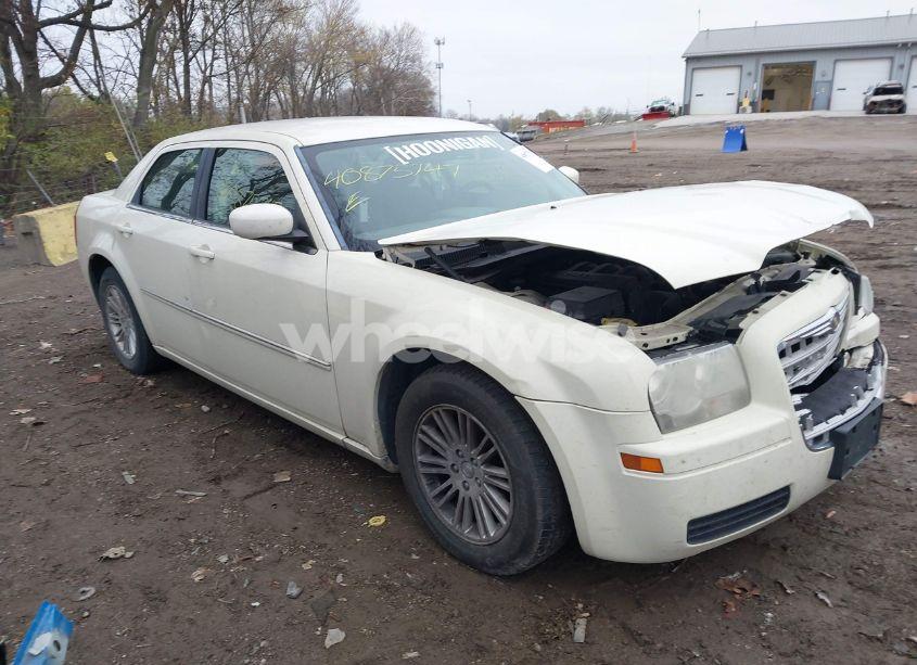 2008 Chrysler 300 LX (VIN 2C3LA43R18H223977) main photo