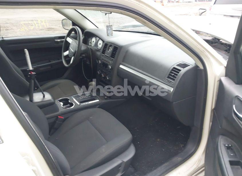 Photo 5 of 2008 Chrysler 300 LX (VIN 2C3LA43R18H223977)