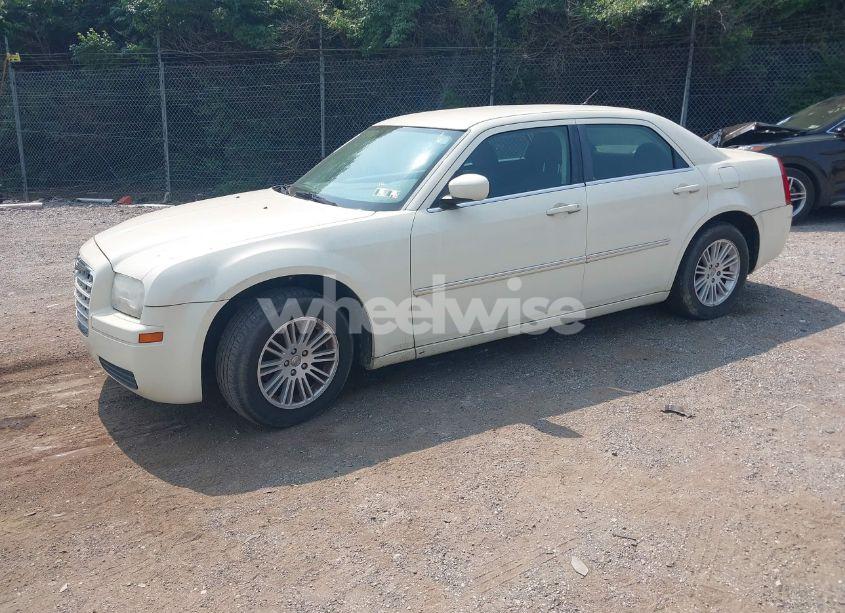 Photo 2 of 2008 Chrysler 300 LX (VIN 2C3LA43R48H225478)