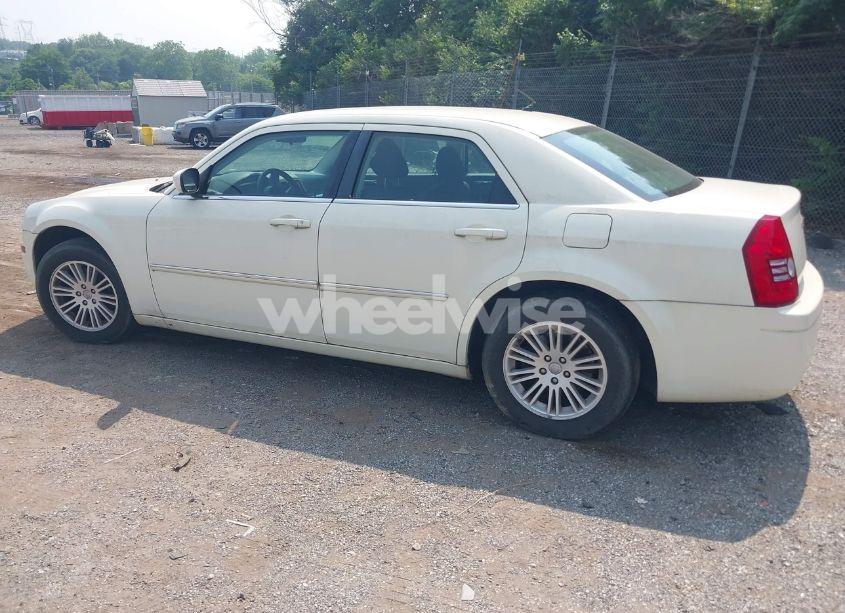 Photo 3 of 2008 Chrysler 300 LX (VIN 2C3LA43R48H225478)