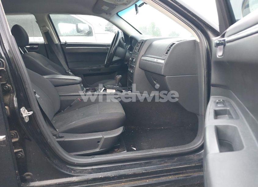 Photo 5 of 2008 Chrysler 300 LX (VIN 2C3LA43R58H201397)