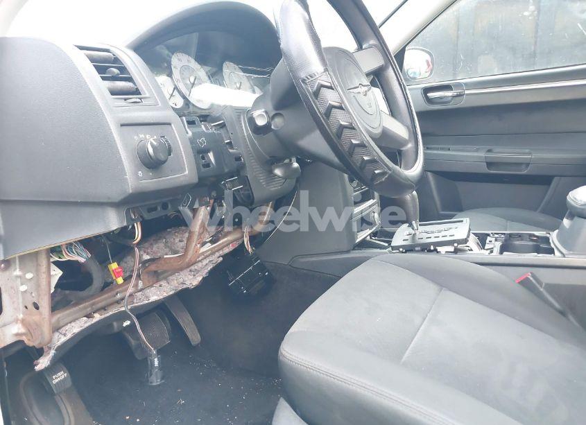 Photo 6 of 2008 Chrysler 300 LX (VIN 2C3LA43R58H201397)