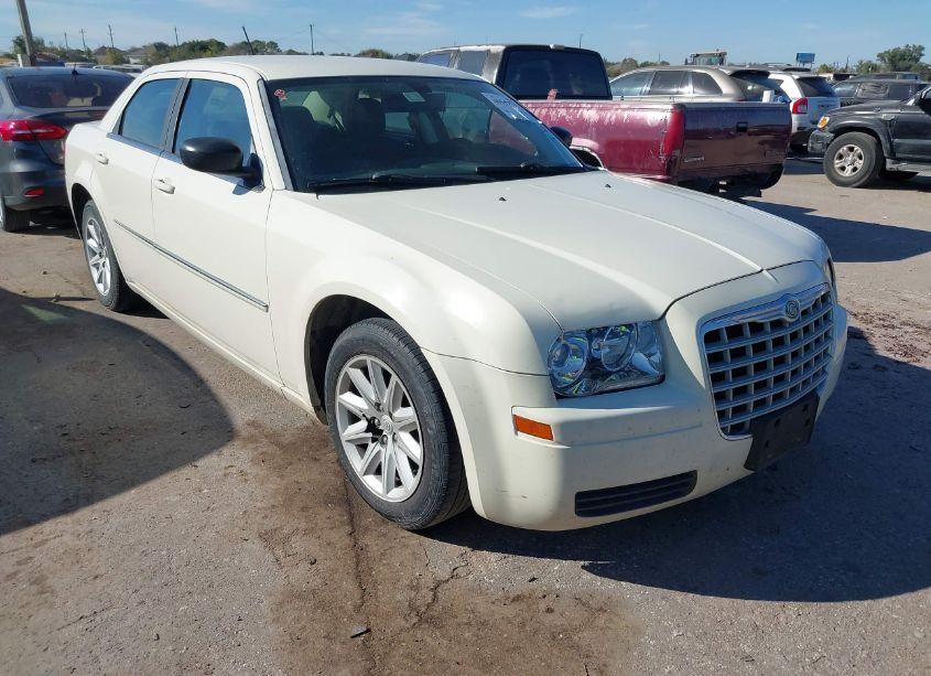 2008 Chrysler 300 LX (VIN 2C3LA43R58H207233) main photo