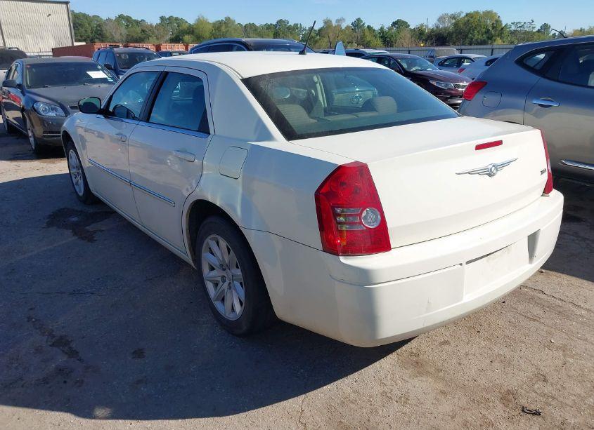 Photo 3 of 2008 Chrysler 300 LX (VIN 2C3LA43R58H207233)