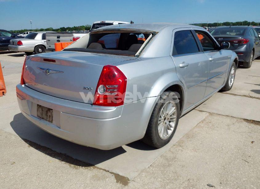 Photo 4 of 2008 Chrysler 300 LX (VIN 2C3LA43R68H106864)