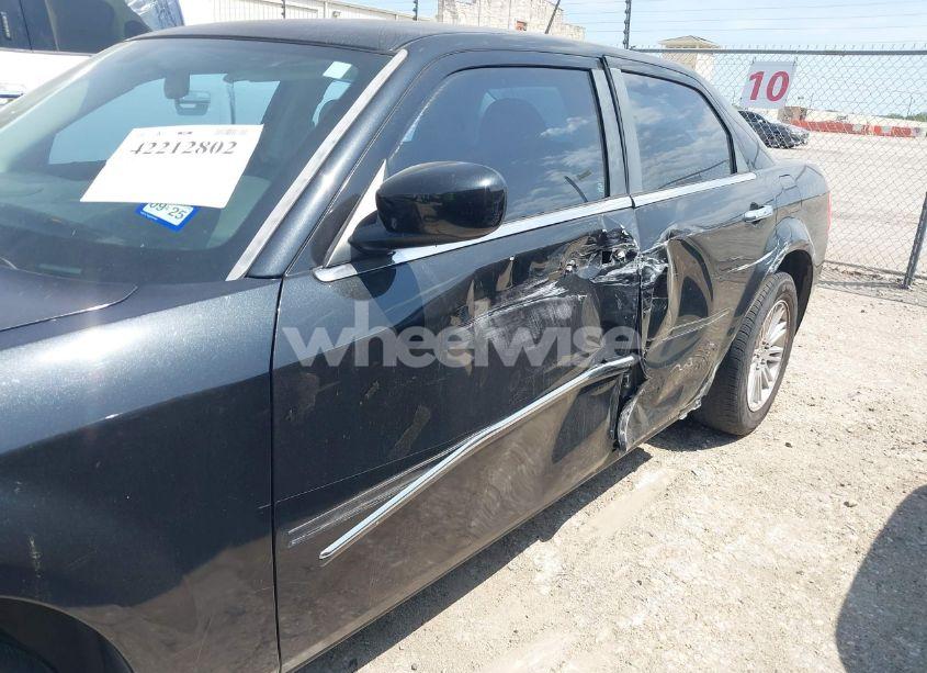 Photo 6 of 2008 Chrysler 300 LX (VIN 2C3LA43R78H125410)