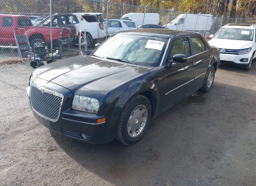 Photo 2 of 2006 Chrysler 300 TOURING (VIN 2C3LA53G06H101323)