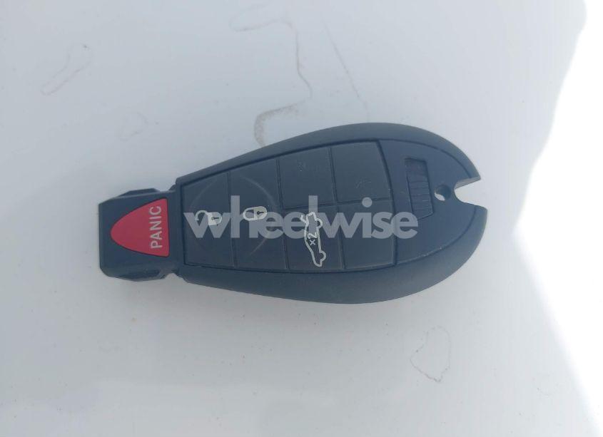 Photo 12 of 2008 Chrysler 300 TOURING (VIN 2C3LA53G08H135829)