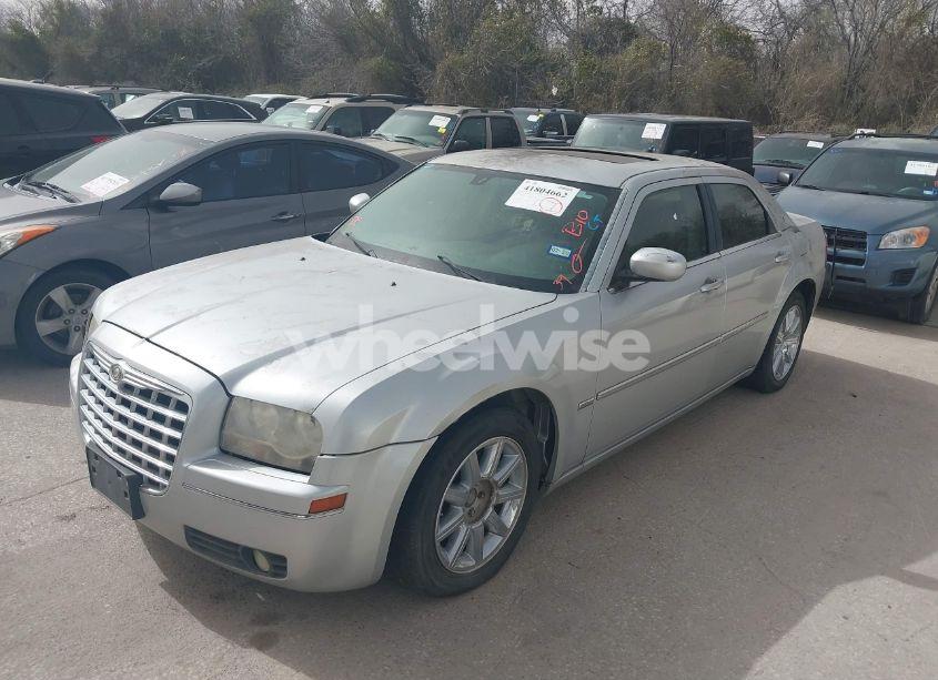 Photo 2 of 2008 Chrysler 300 TOURING (VIN 2C3LA53G08H135829)