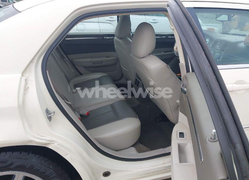 Photo 8 of 2008 Chrysler 300 TOURING (VIN 2C3LA53G08H139024)