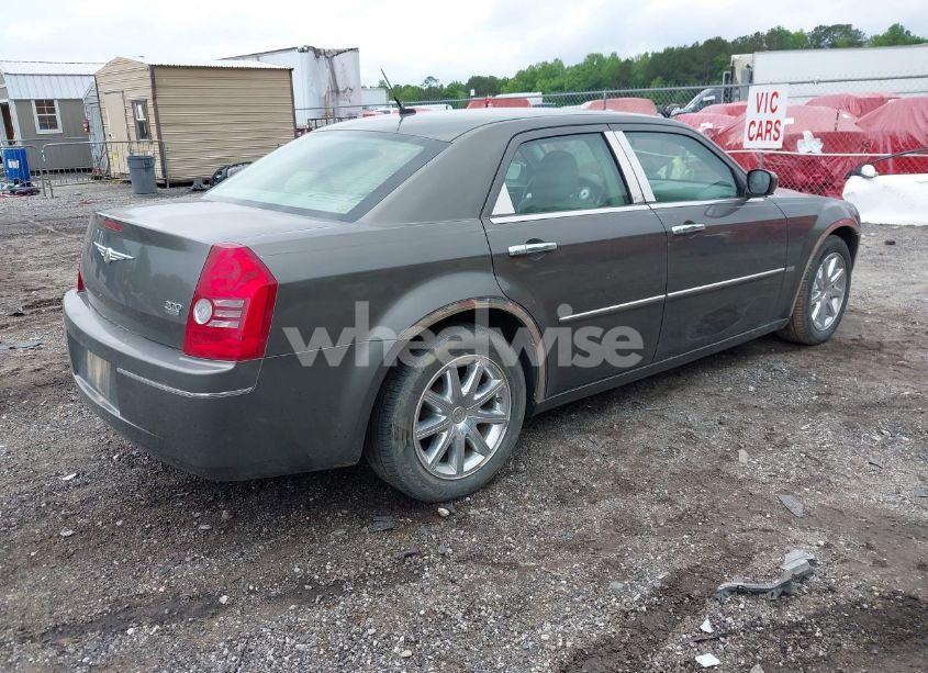 Photo 4 of 2008 Chrysler 300 TOURING (VIN 2C3LA53G08H165266)