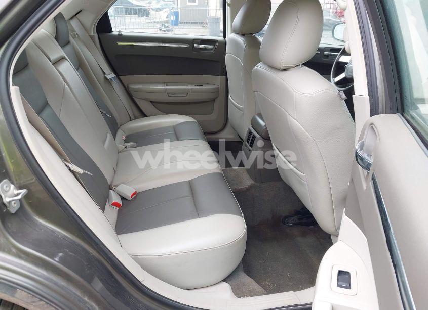 Photo 8 of 2008 Chrysler 300 TOURING (VIN 2C3LA53G08H165266)