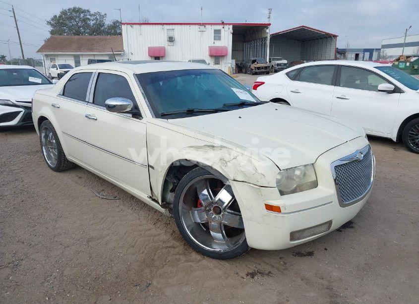 2008 Chrysler 300 TOURING (VIN 2C3LA53G08H236160) main photo